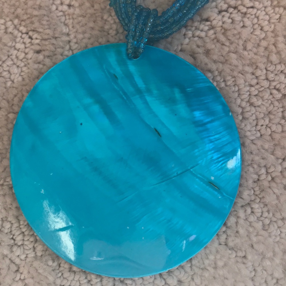 Shell necklace - Picture 2 of 3